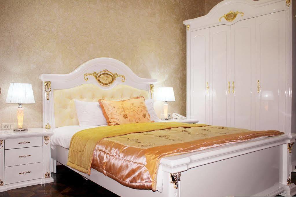 Elegant Boutique Rustaveli Hotel Tbilisi Luaran gambar