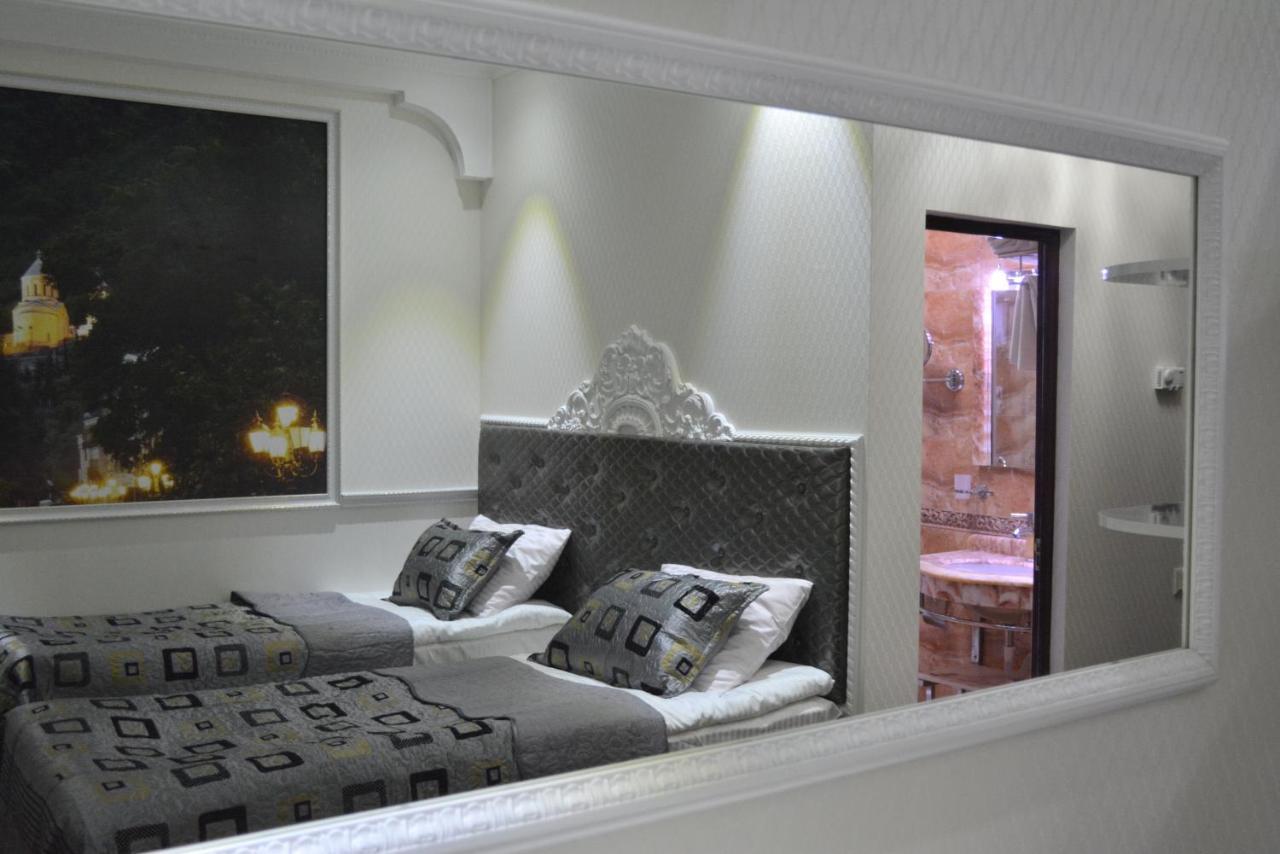 Elegant Boutique Rustaveli Hotel Tbilisi Luaran gambar